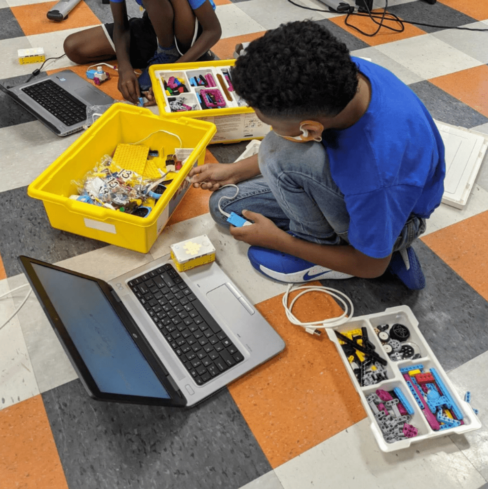 LEGO Robotics & Strawbees Micro:bit - Brains & Motion